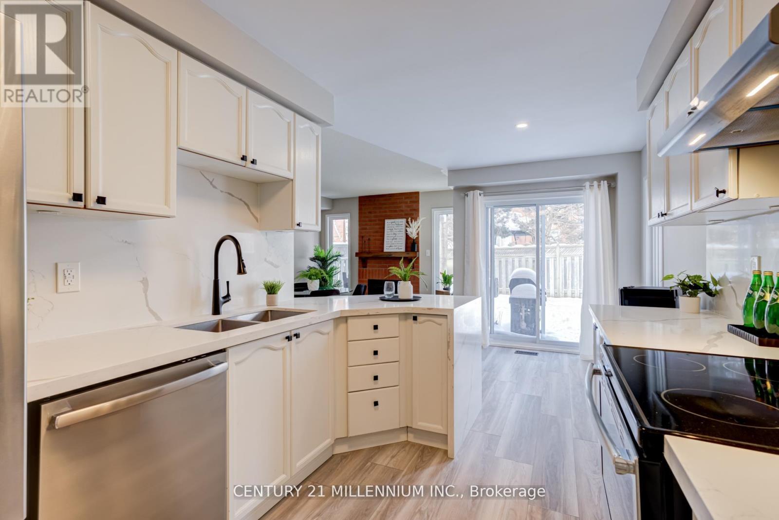 327 PERRY ROAD - 12