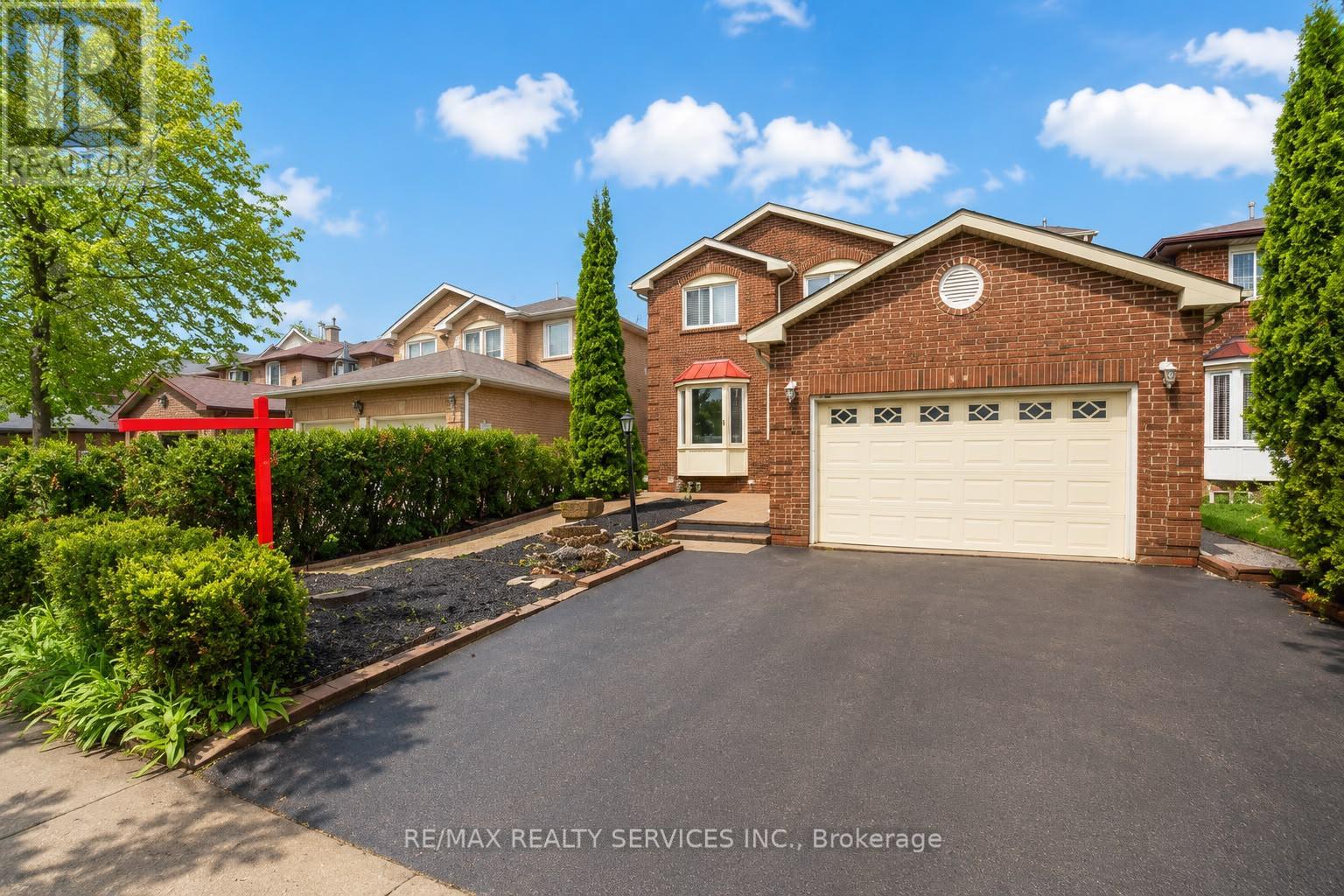 14 CONOVER COURT - 2