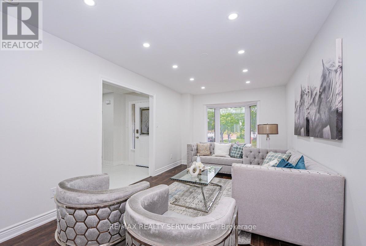 14 CONOVER COURT - Image 7