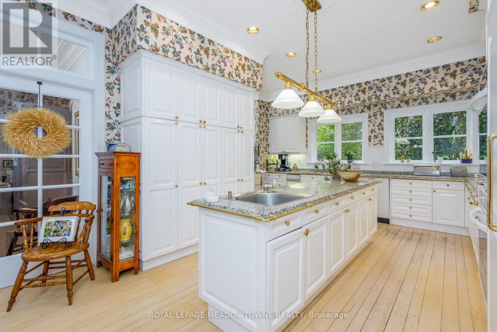 2097 GRANGE SIDE ROAD - 11