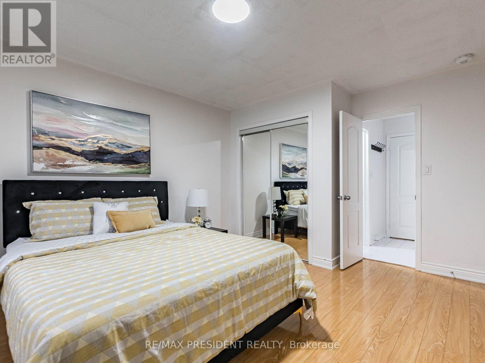 8 RIVER HEIGHTS DRIVE - 26