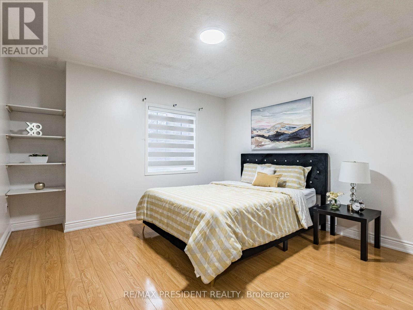8 RIVER HEIGHTS DRIVE - 27