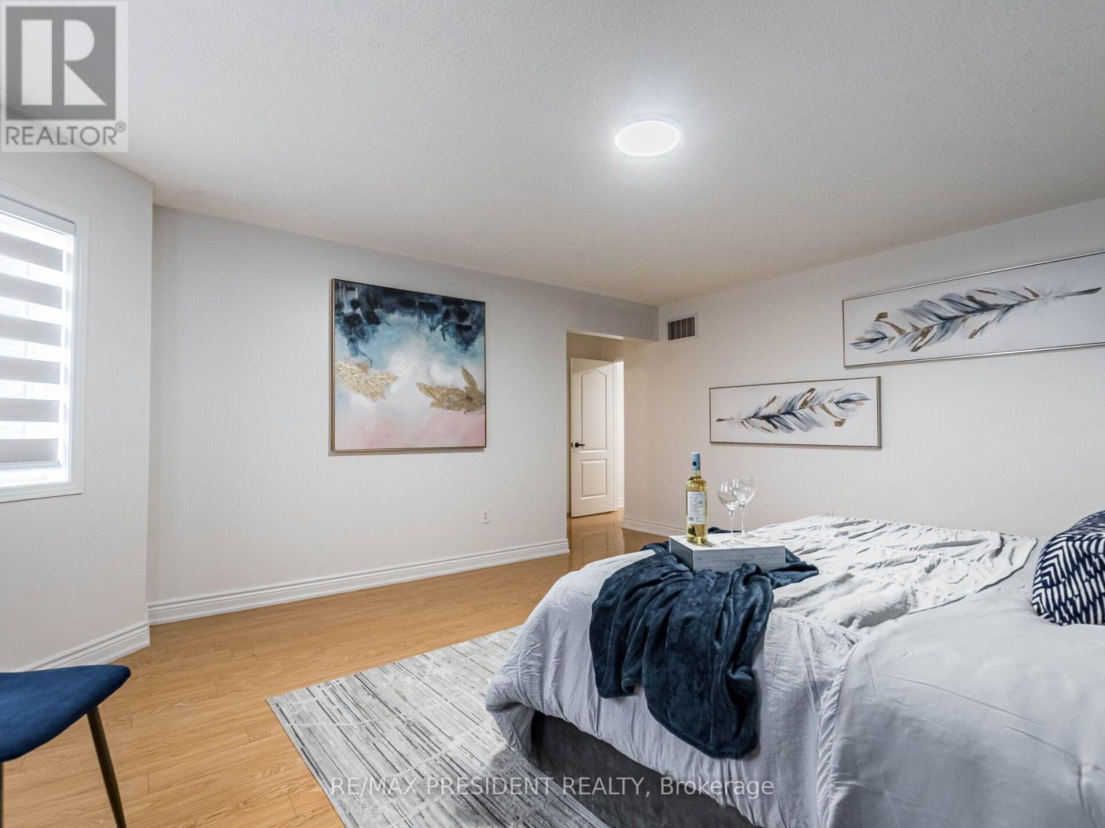 8 RIVER HEIGHTS DRIVE - 29