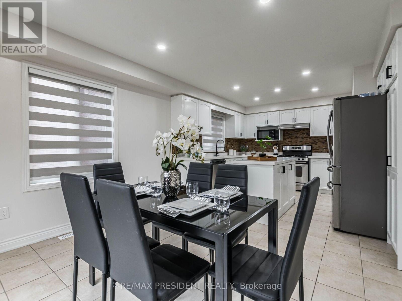 8 RIVER HEIGHTS DRIVE - 9