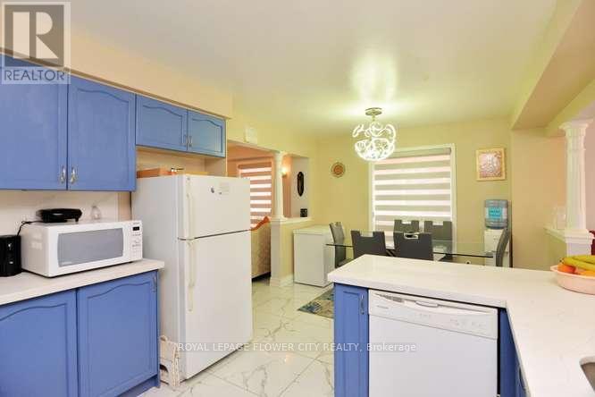 3388 CRIMSON KING CIRCLE - 11
