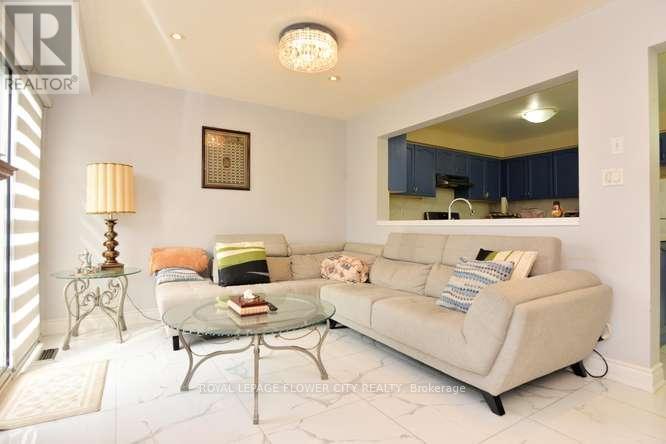 3388 CRIMSON KING CIRCLE - 16