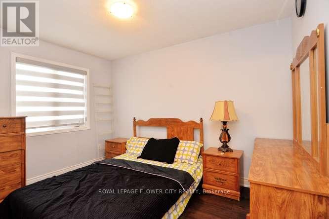 3388 CRIMSON KING CIRCLE - 22