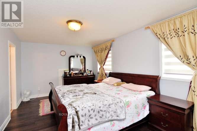 3388 CRIMSON KING CIRCLE - 29