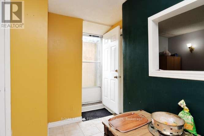 3388 CRIMSON KING CIRCLE - 35