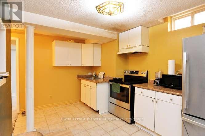 3388 CRIMSON KING CIRCLE - 38