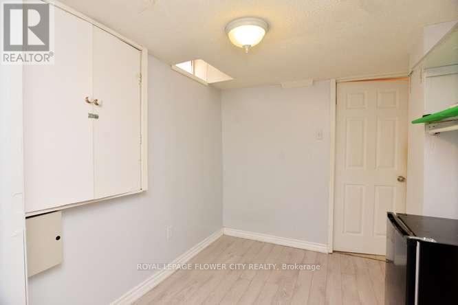 3388 CRIMSON KING CIRCLE - 43