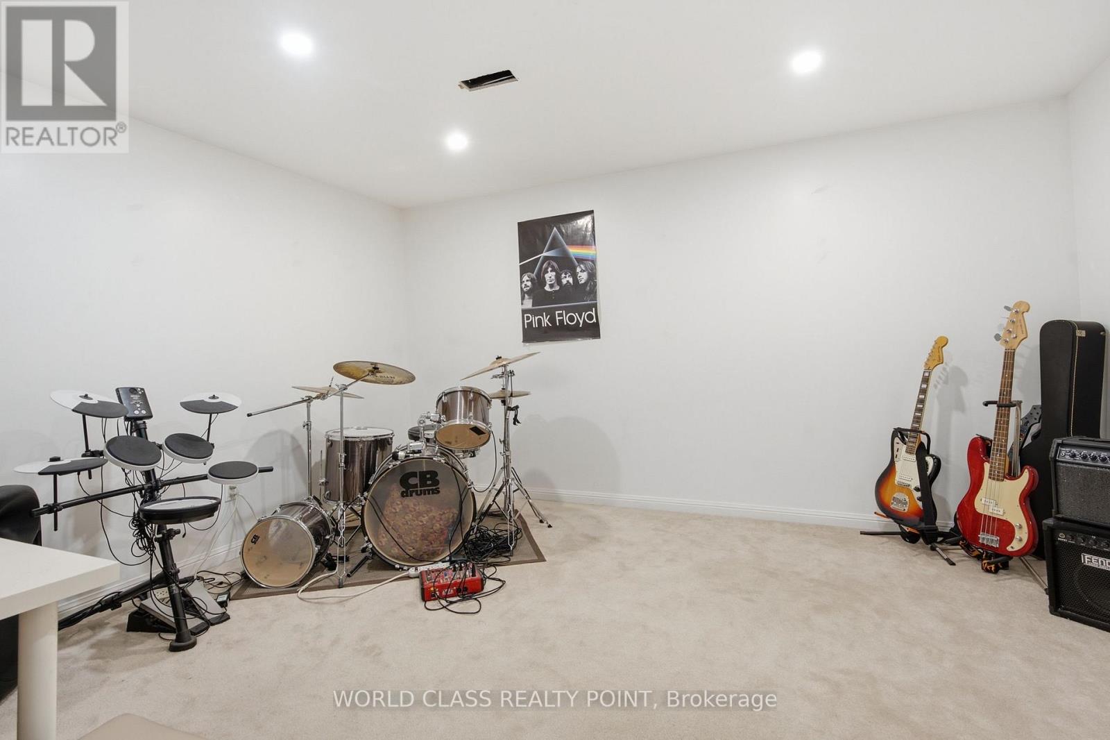 436 CUSICK CIRCLE - 31