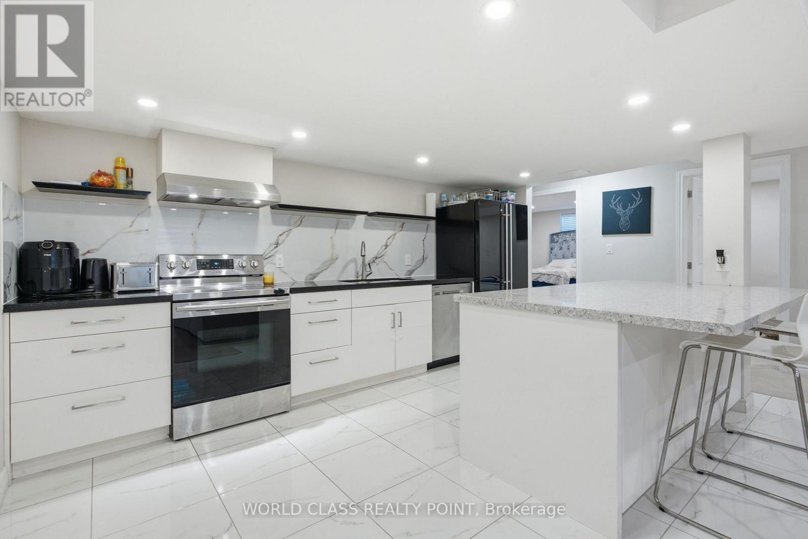436 CUSICK CIRCLE - 34