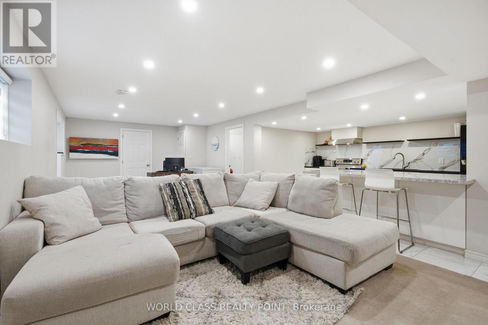 436 CUSICK CIRCLE - 36