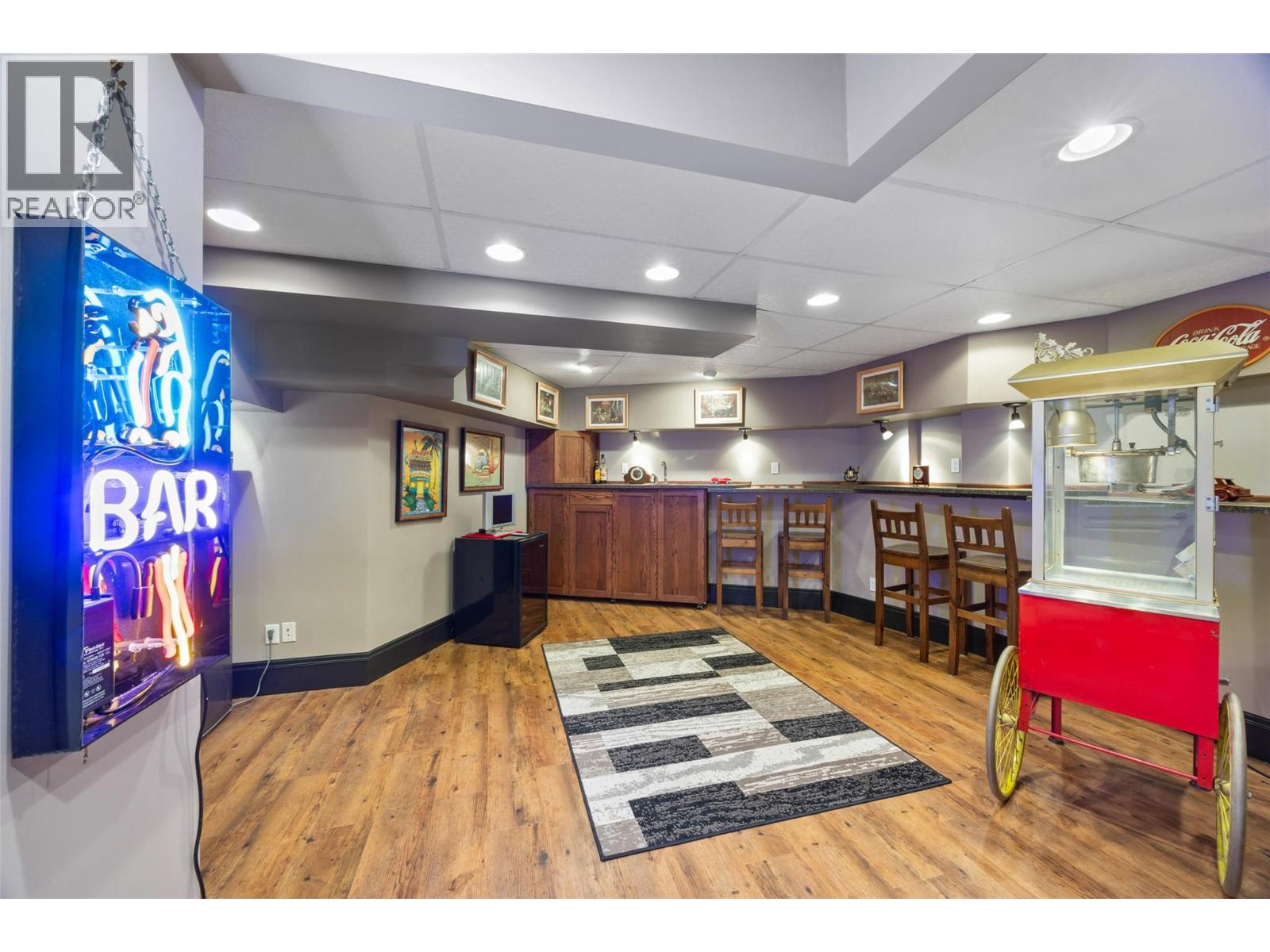 #11 1294 Deodar Road - 28