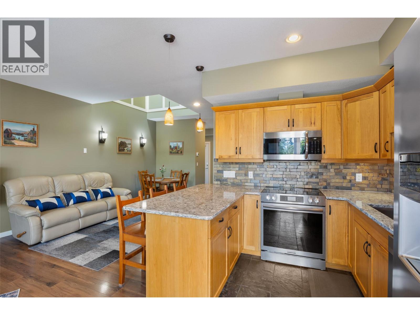 #11 1294 Deodar Road - 13