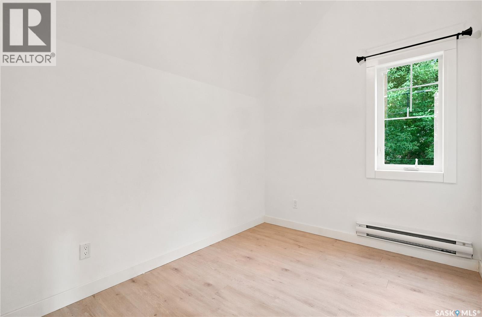 223 Green AVENUE - 19