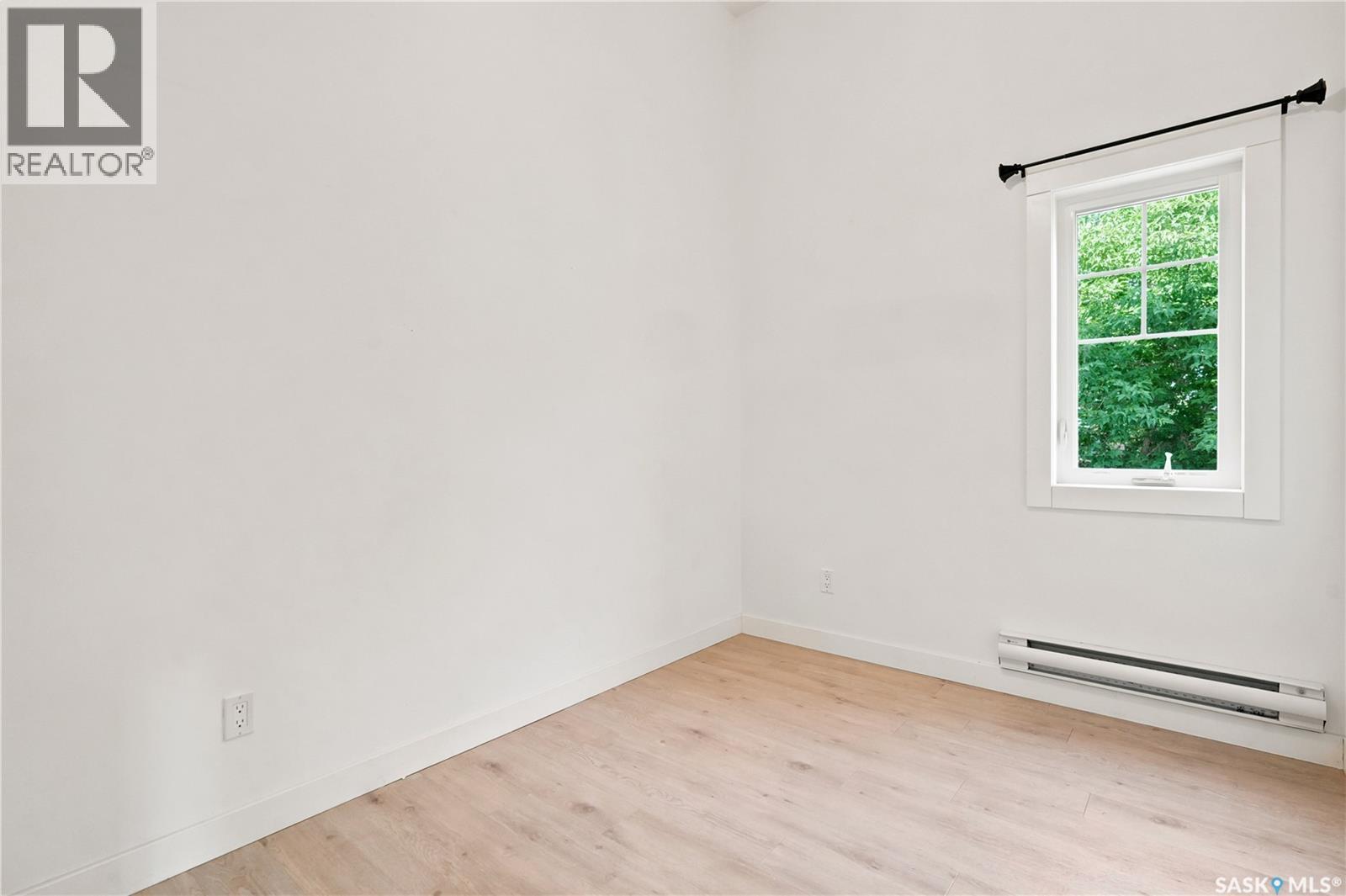 223 Green AVENUE - 24