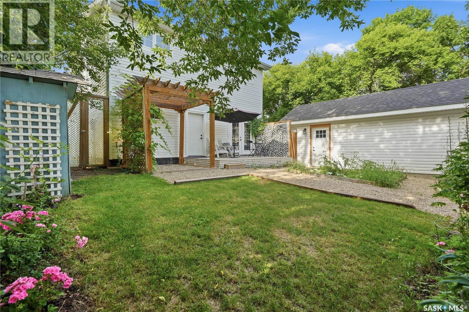 223 Green AVENUE - 36