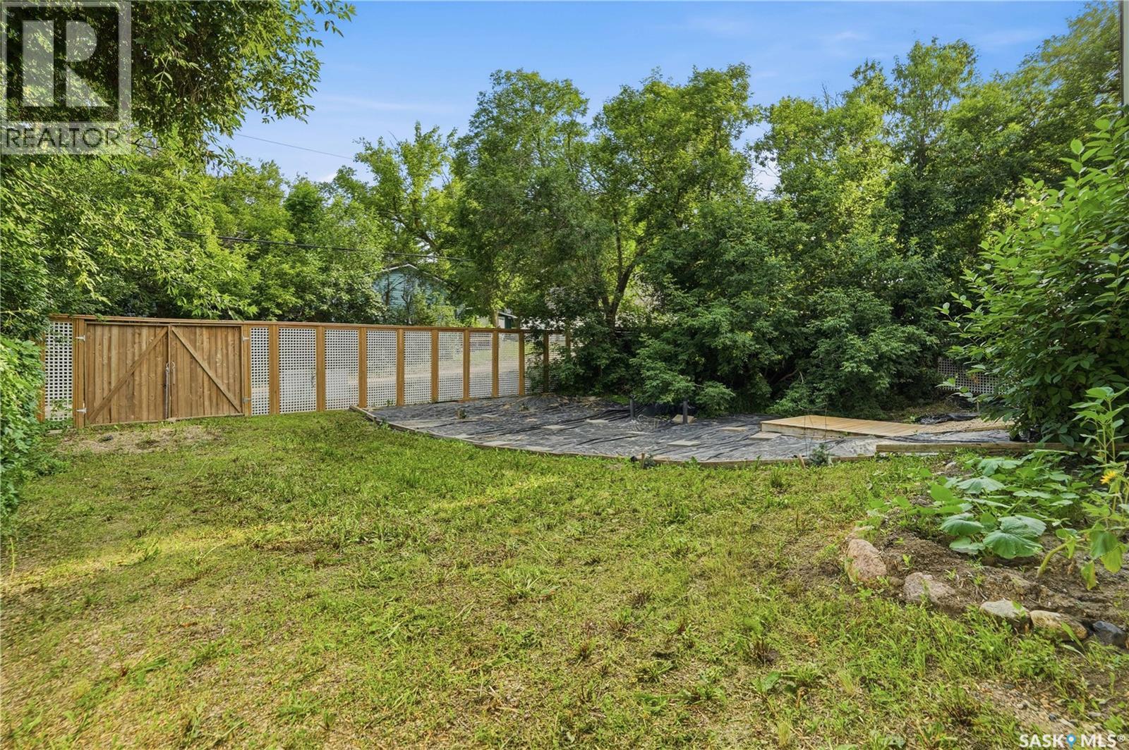 223 Green AVENUE - 38