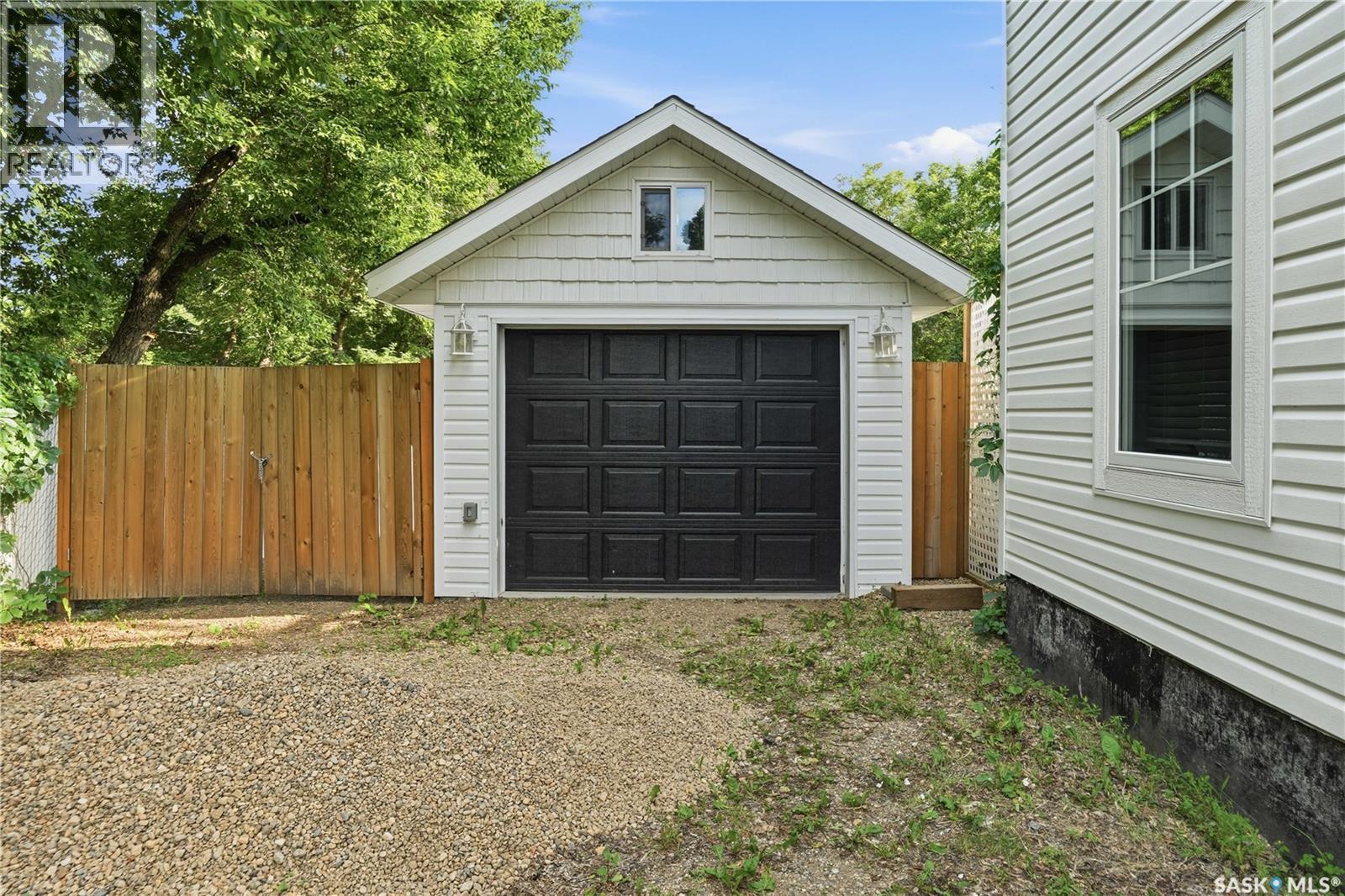 223 Green AVENUE - 39