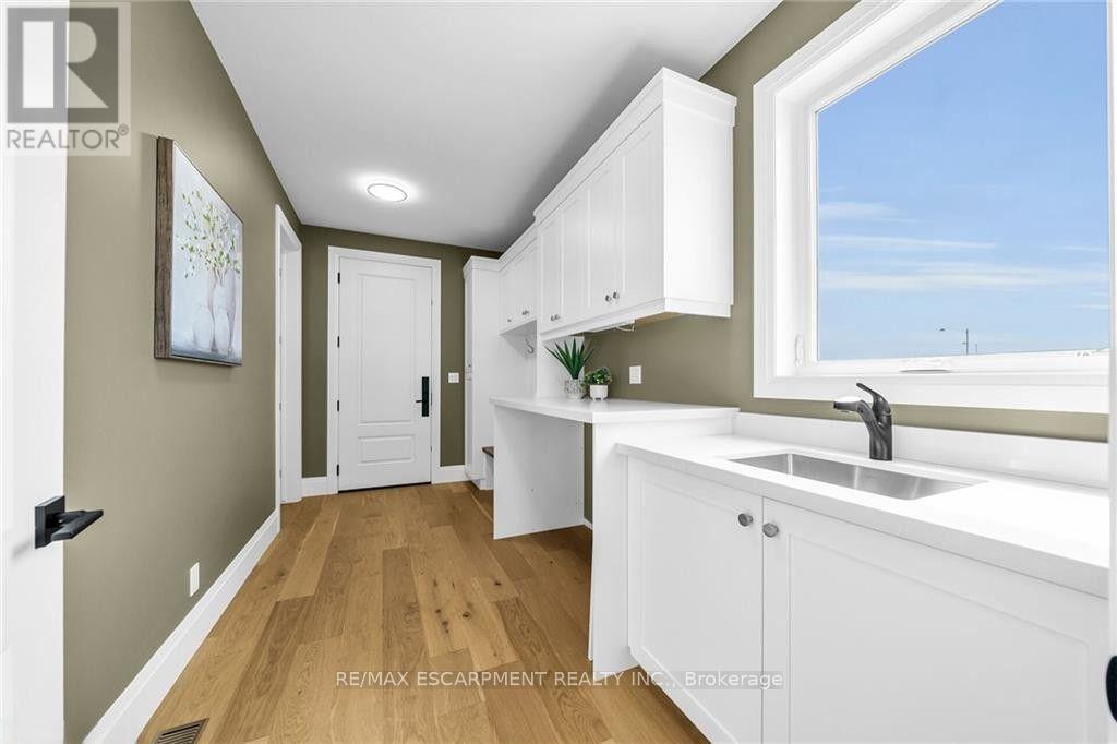 92 CRADDOCK BOULEVARD - 25