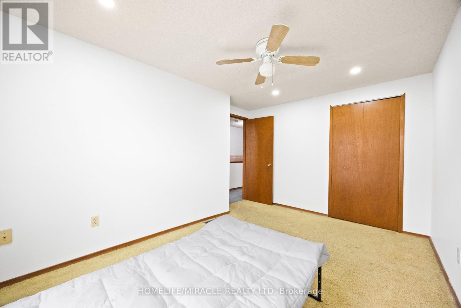 #8 1250 JALNA BOULEVARD - 29