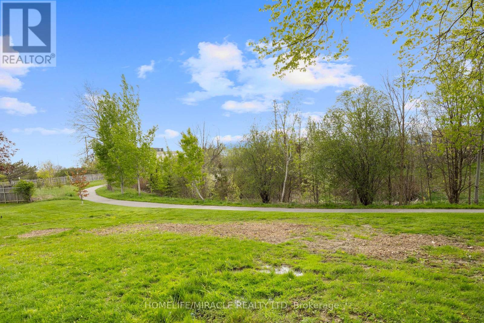 #8 1250 JALNA BOULEVARD - 6