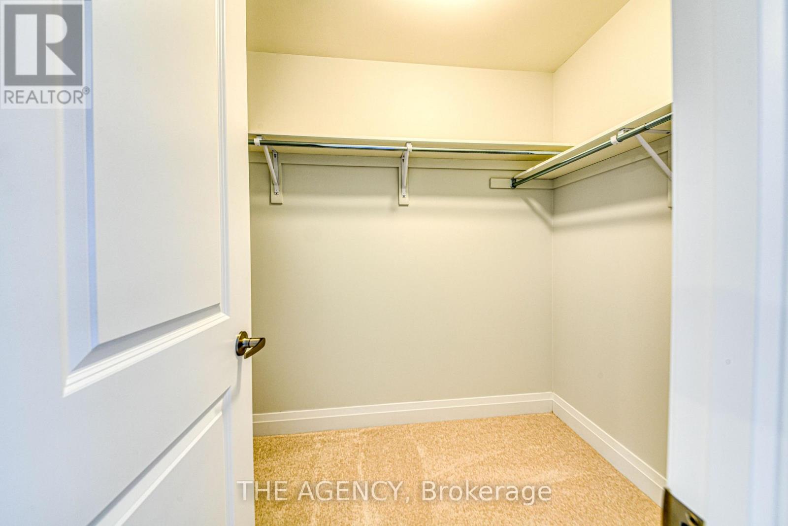 53 BUTLER BOULEVARD - 22