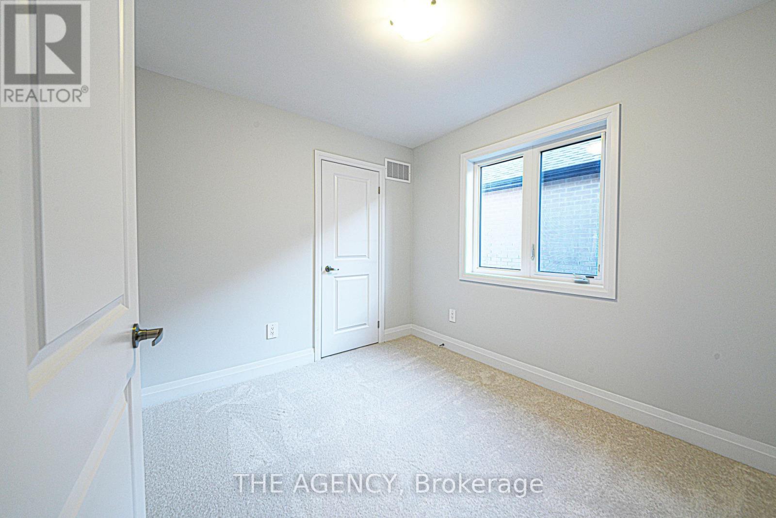53 BUTLER BOULEVARD - 28