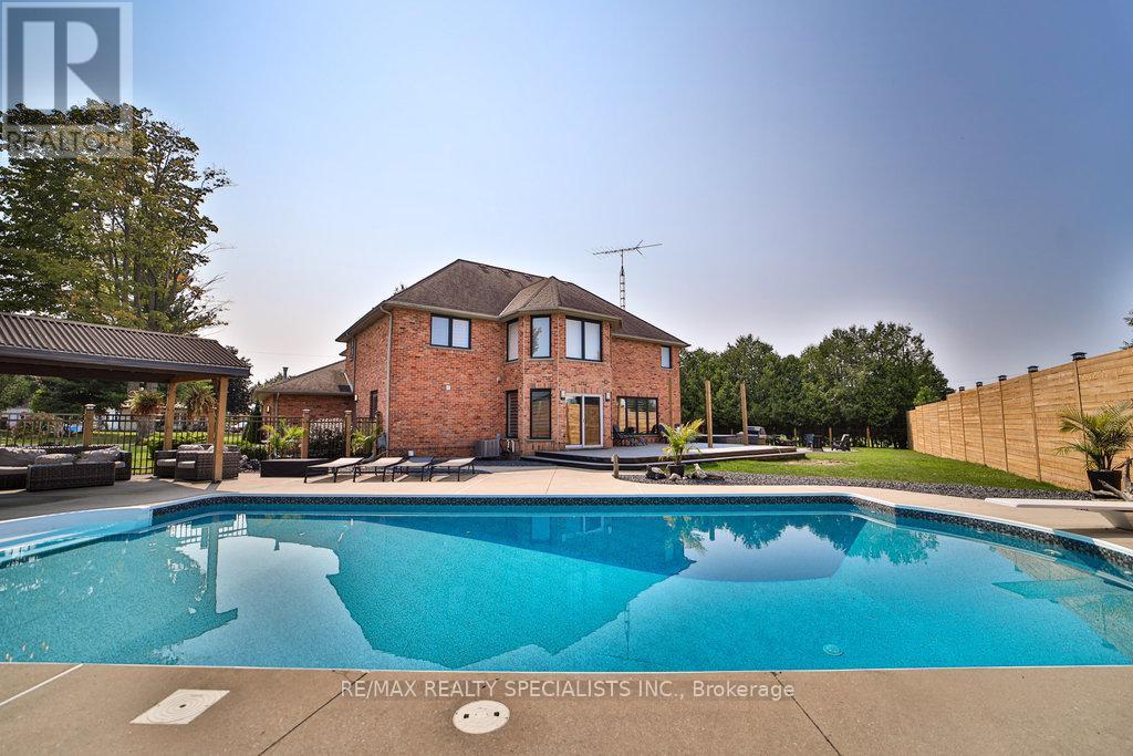 1467 NORFOLK COUNTY 19 ROAD - 39