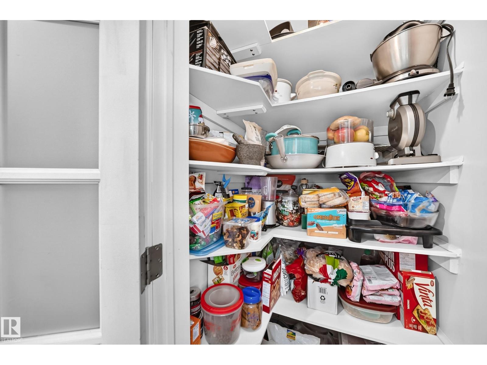 13815 62 ST NW - 18
