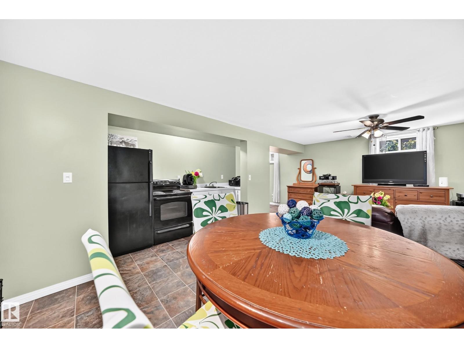13815 62 ST NW - 36