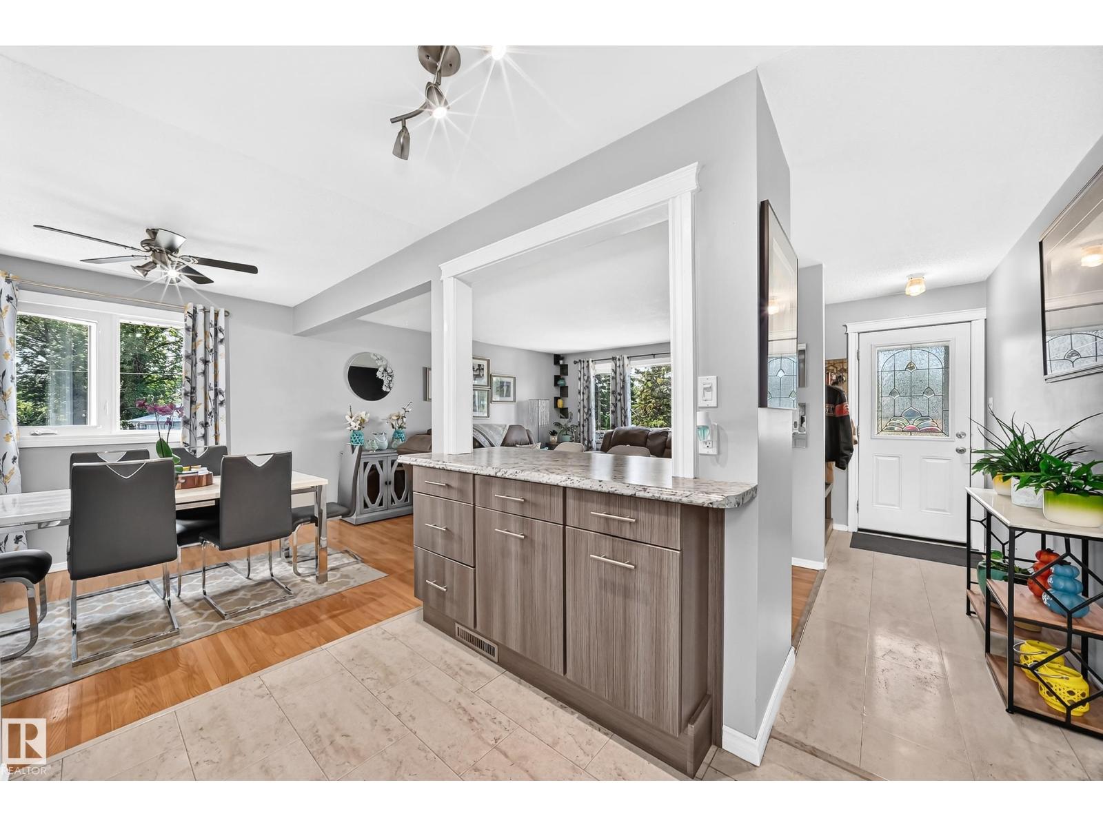 13815 62 ST NW - 13