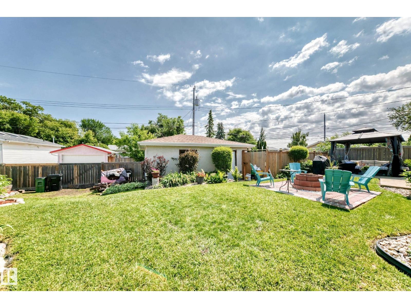 13815 62 ST NW - 51
