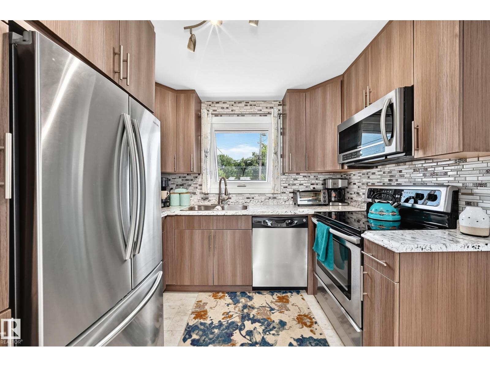 13815 62 ST NW - 14
