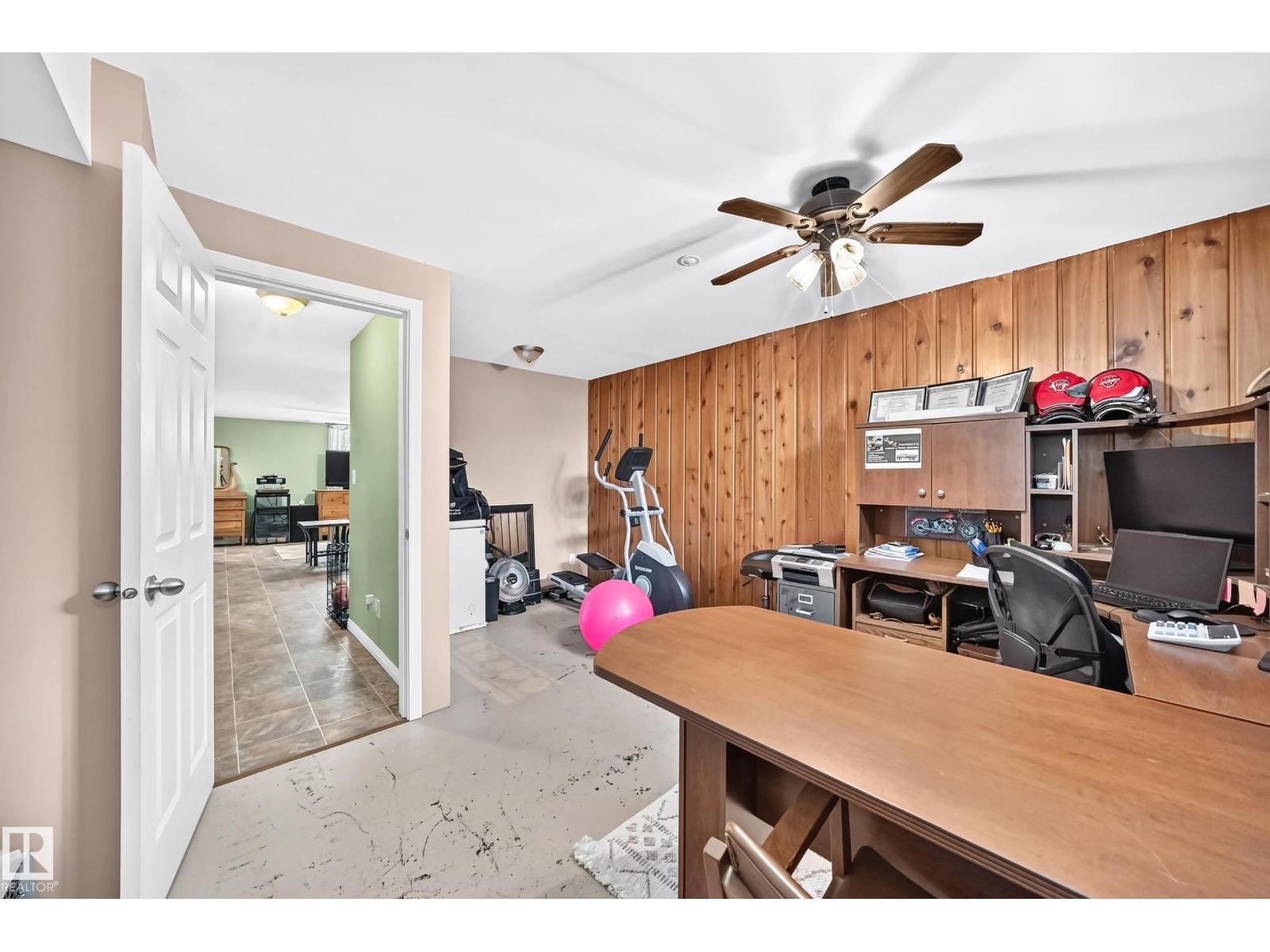 13815 62 ST NW - 41
