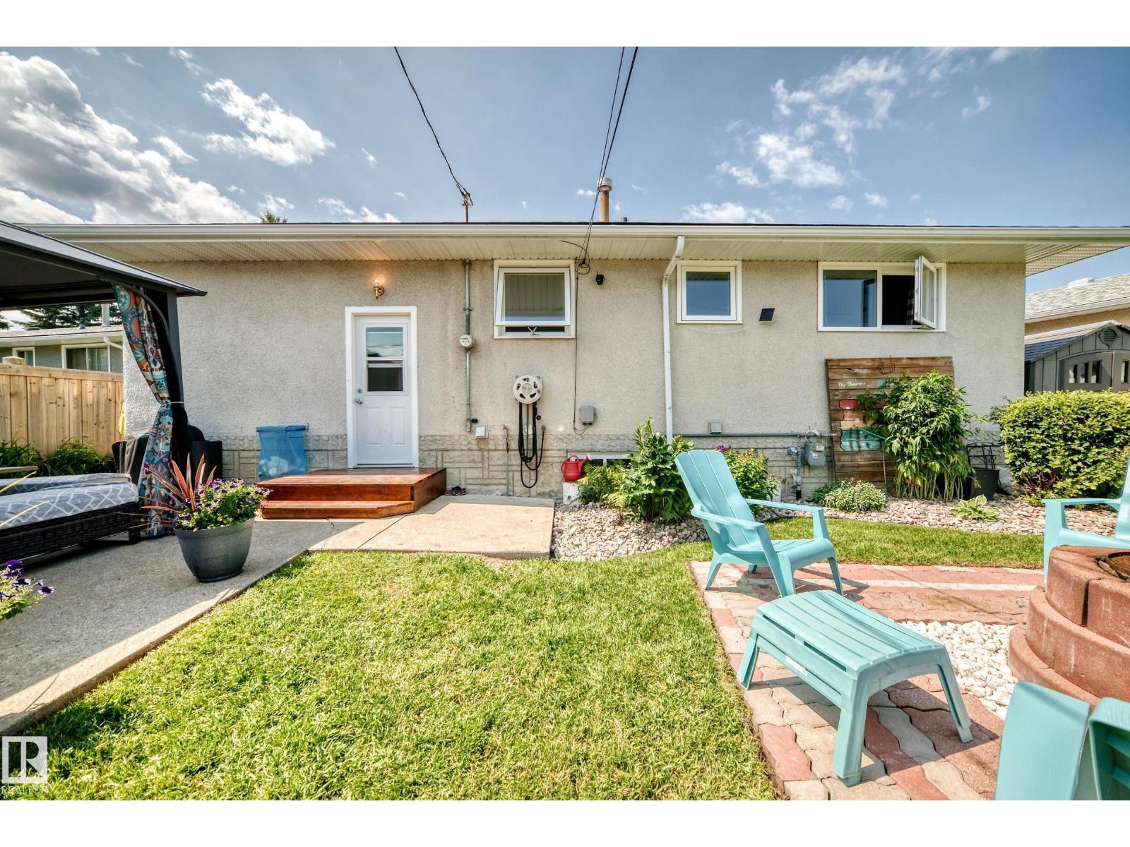 13815 62 ST NW - 47