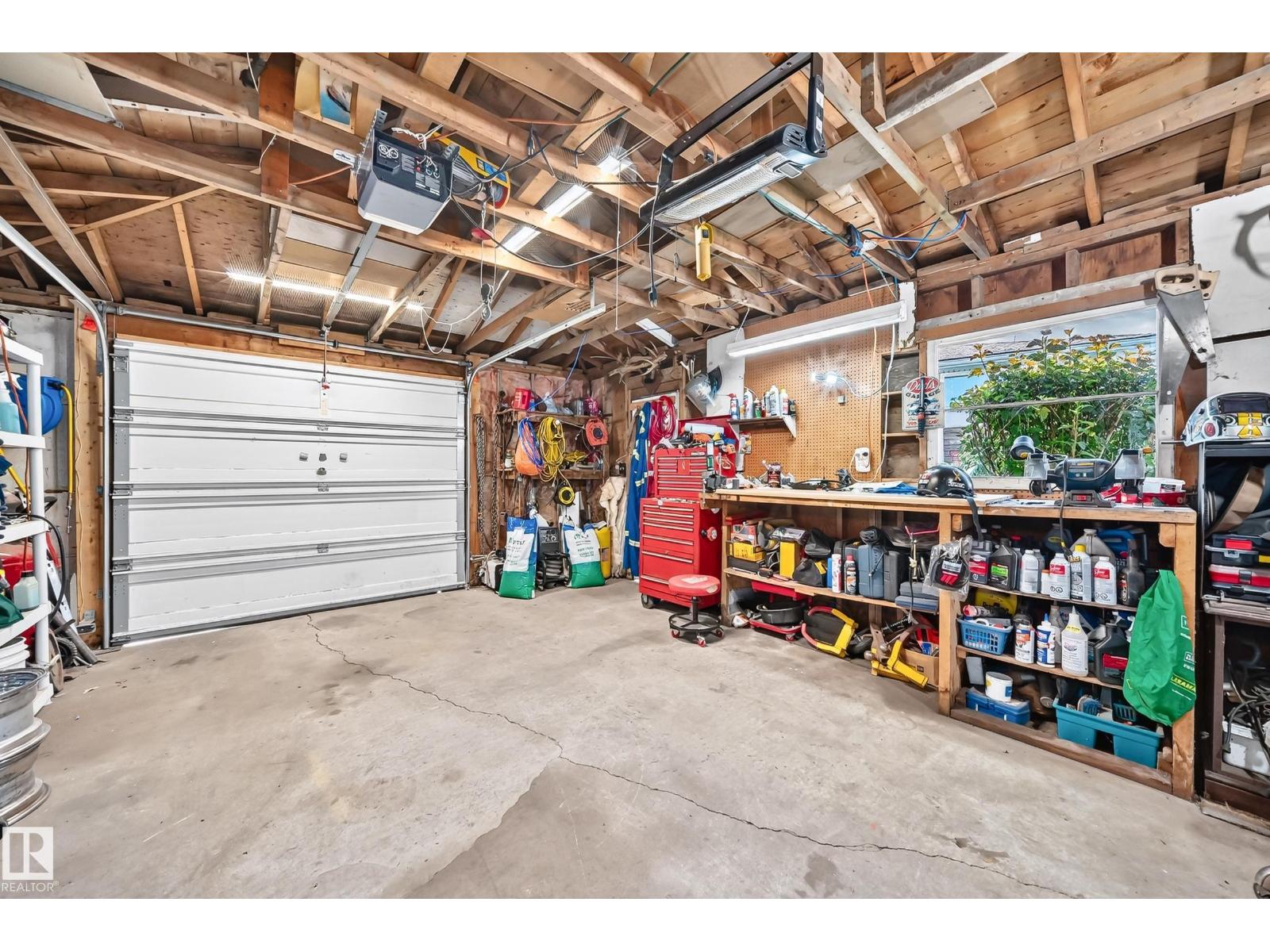 13815 62 ST NW - 59