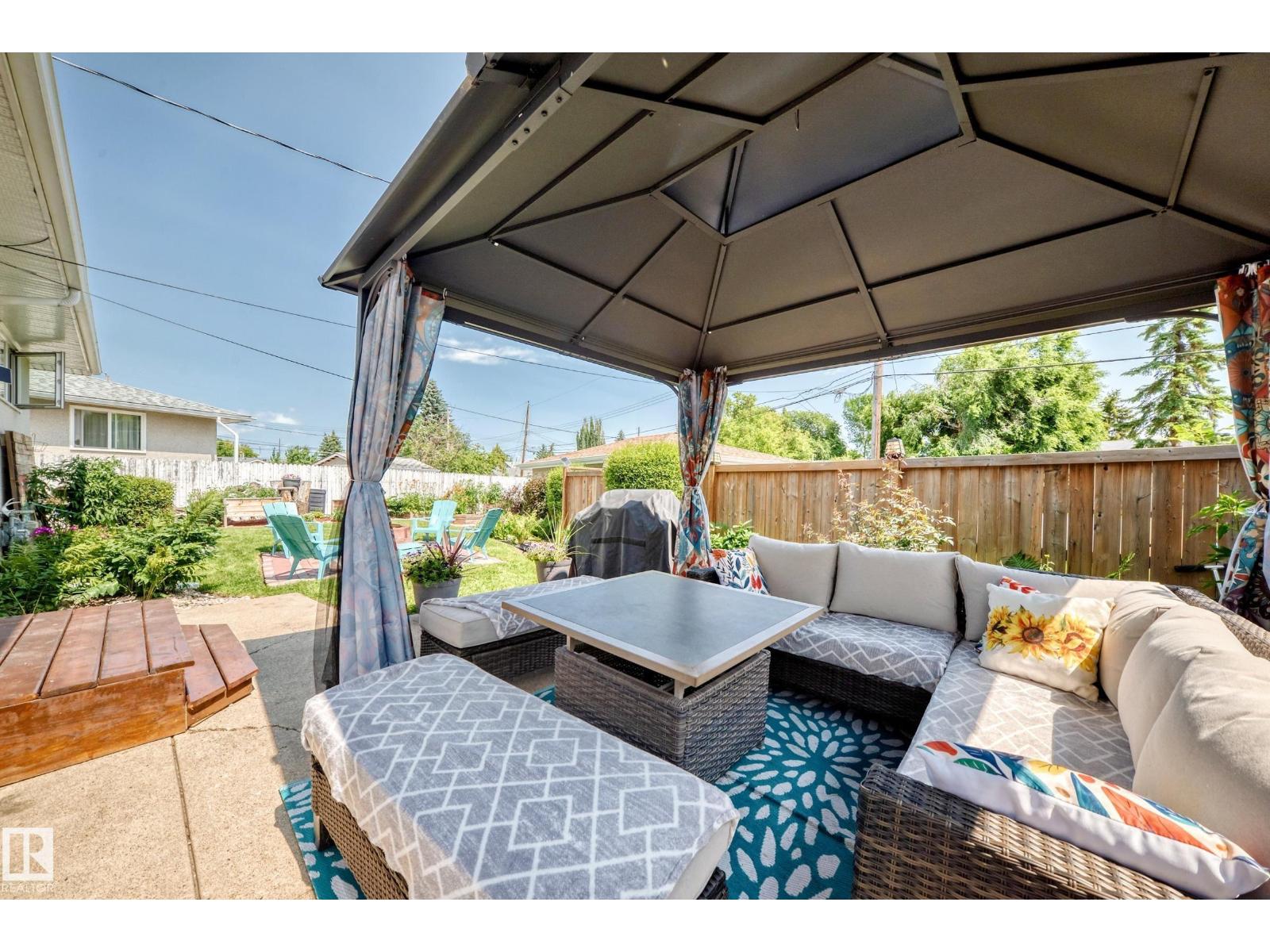 13815 62 ST NW - 57