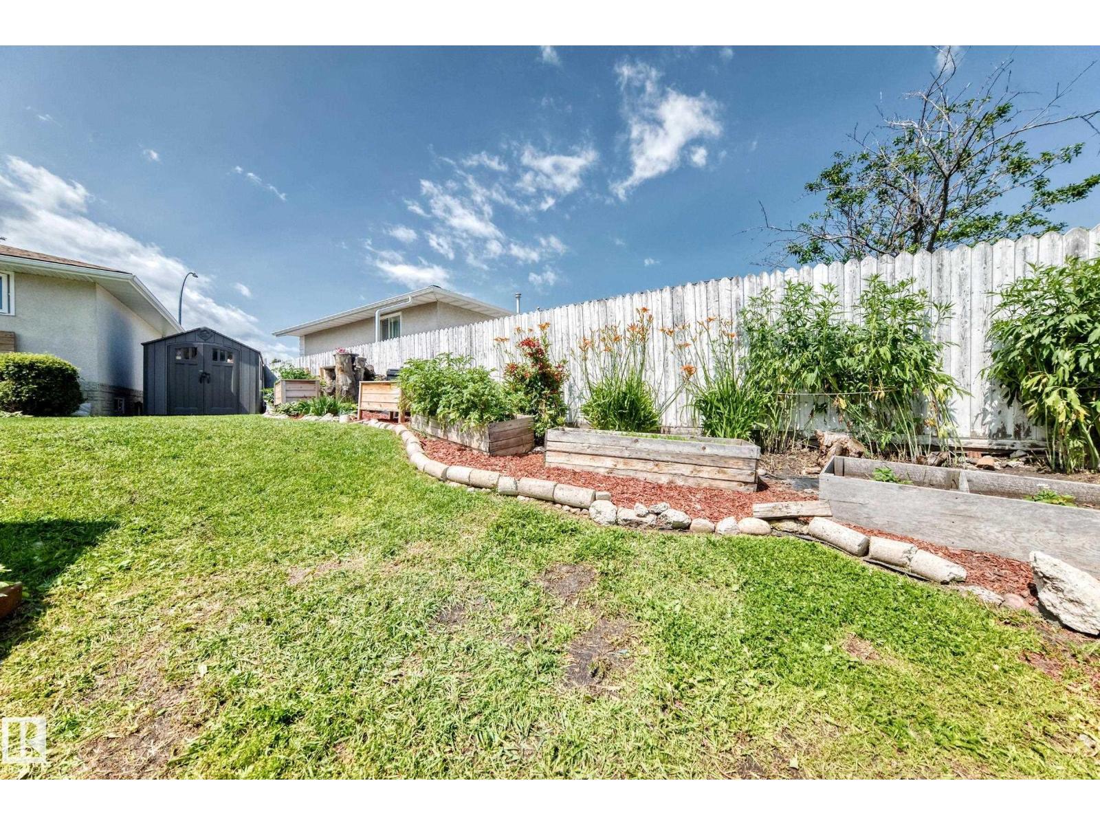 13815 62 ST NW - 50