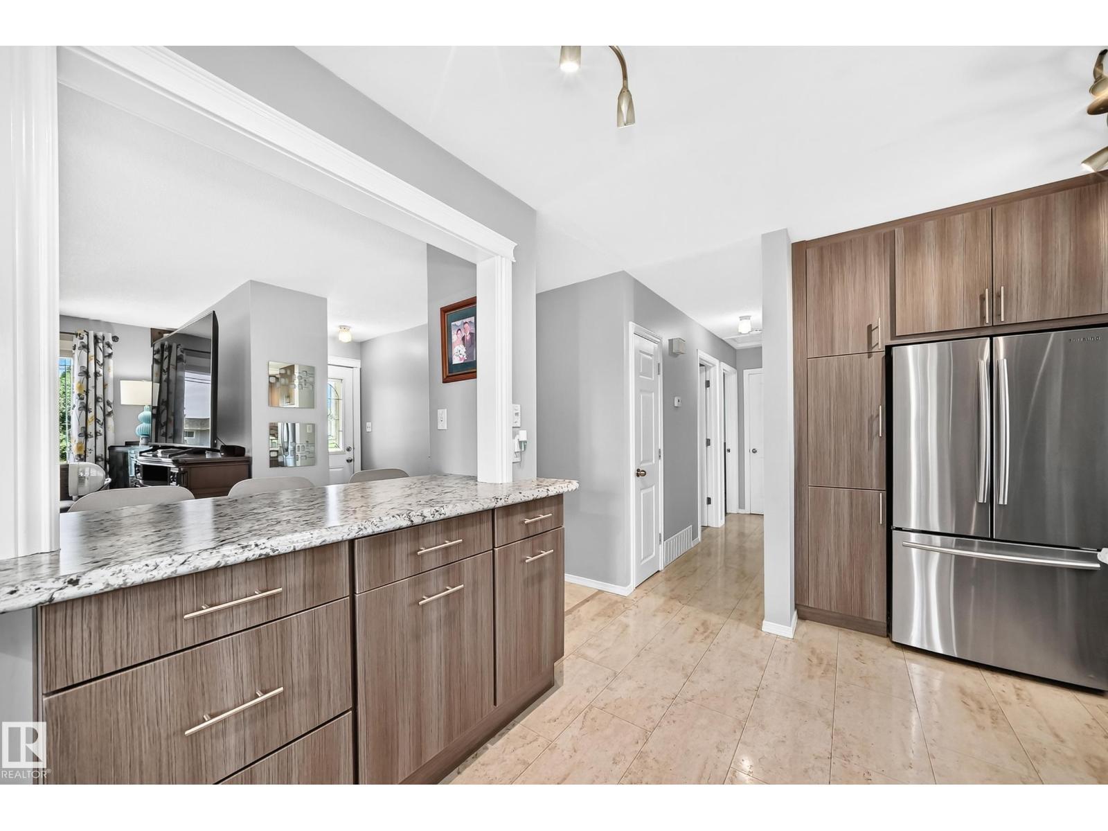 13815 62 ST NW - 12