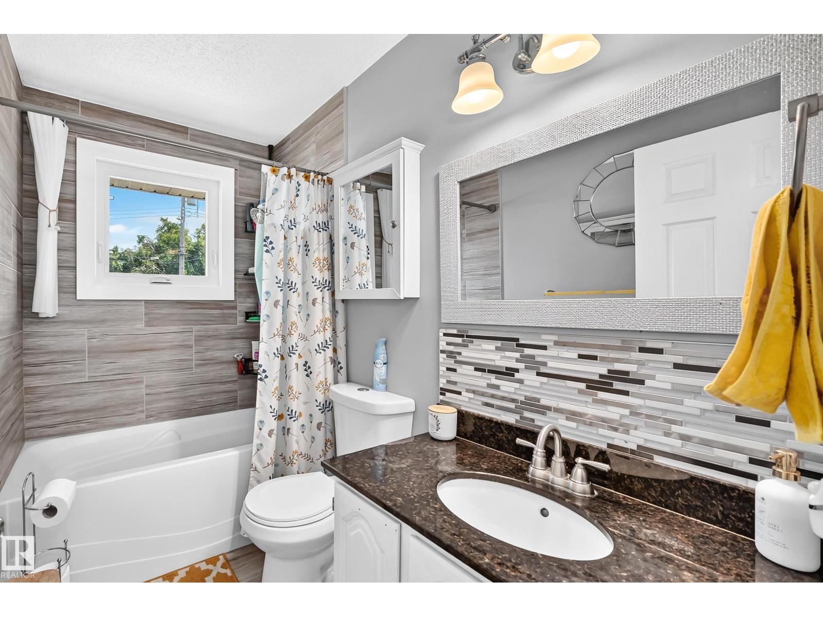 13815 62 ST NW - 29