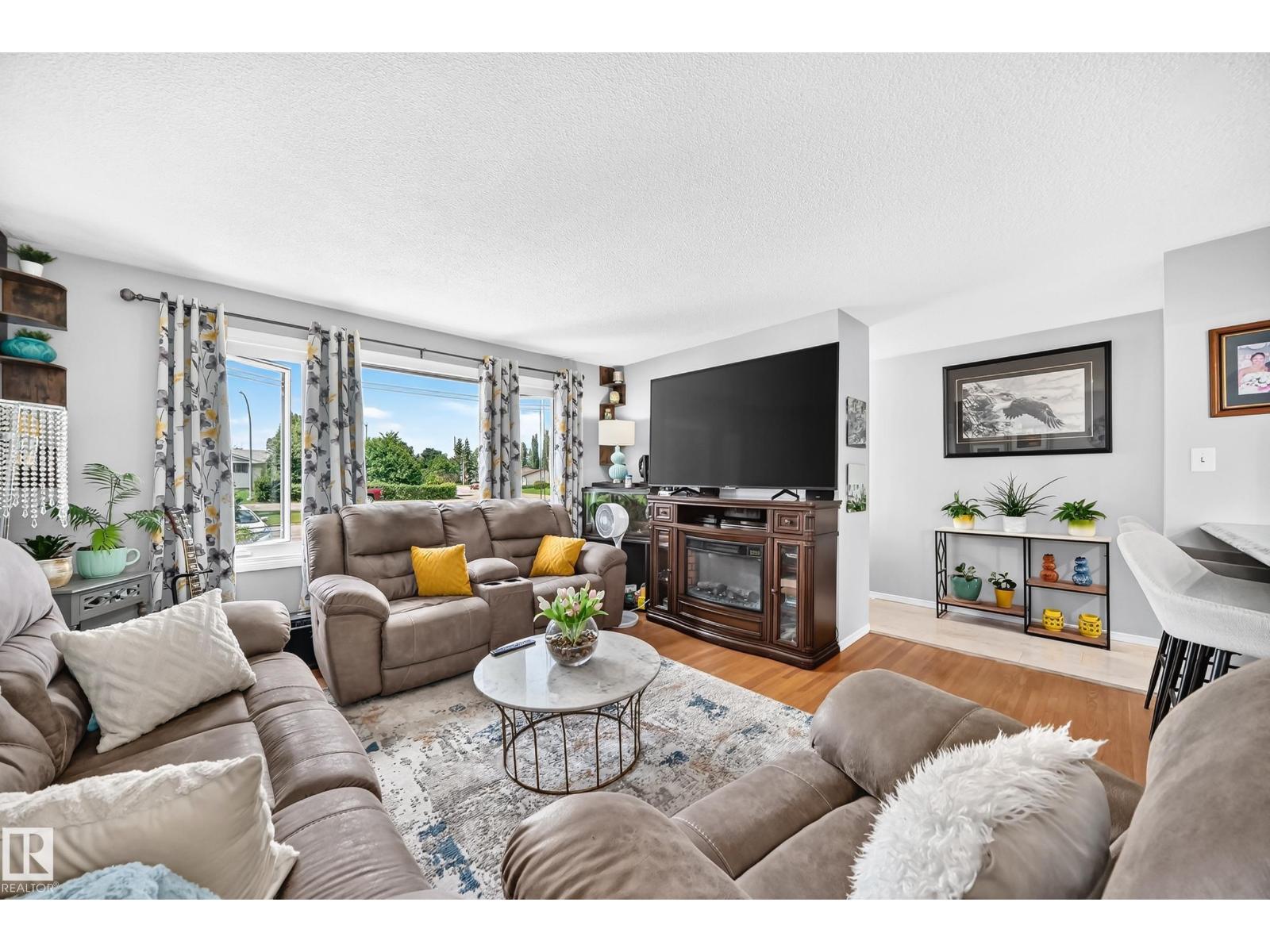 13815 62 ST NW - 6