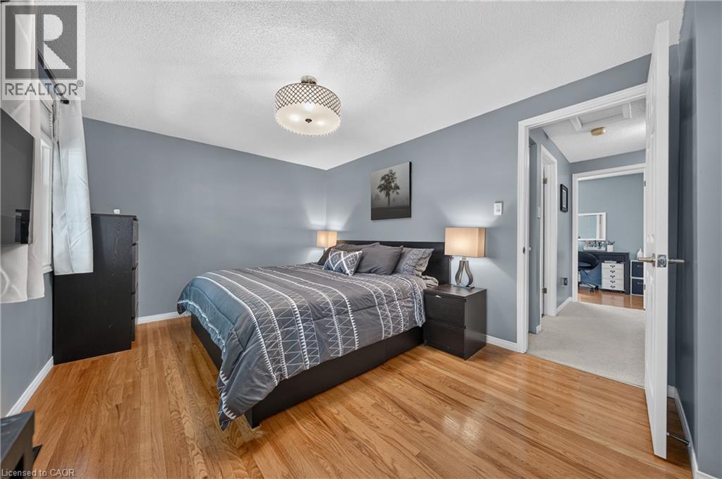 #17 129 VICTORIA Road N - Image 26