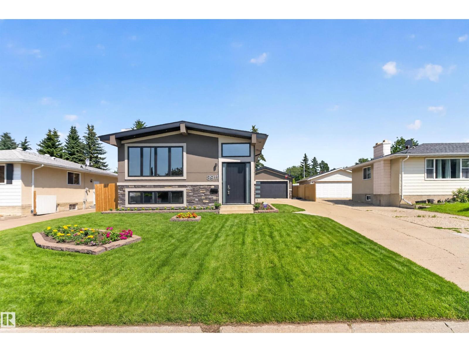 3911 67 ST NW - 18