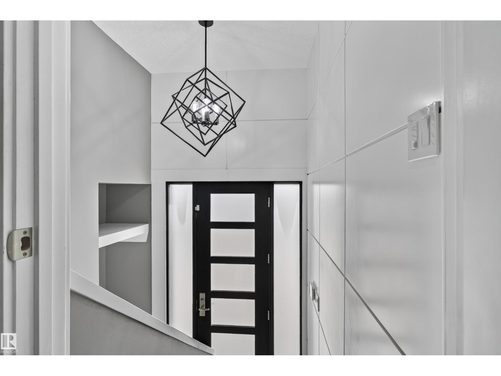 3911 67 ST NW - 50