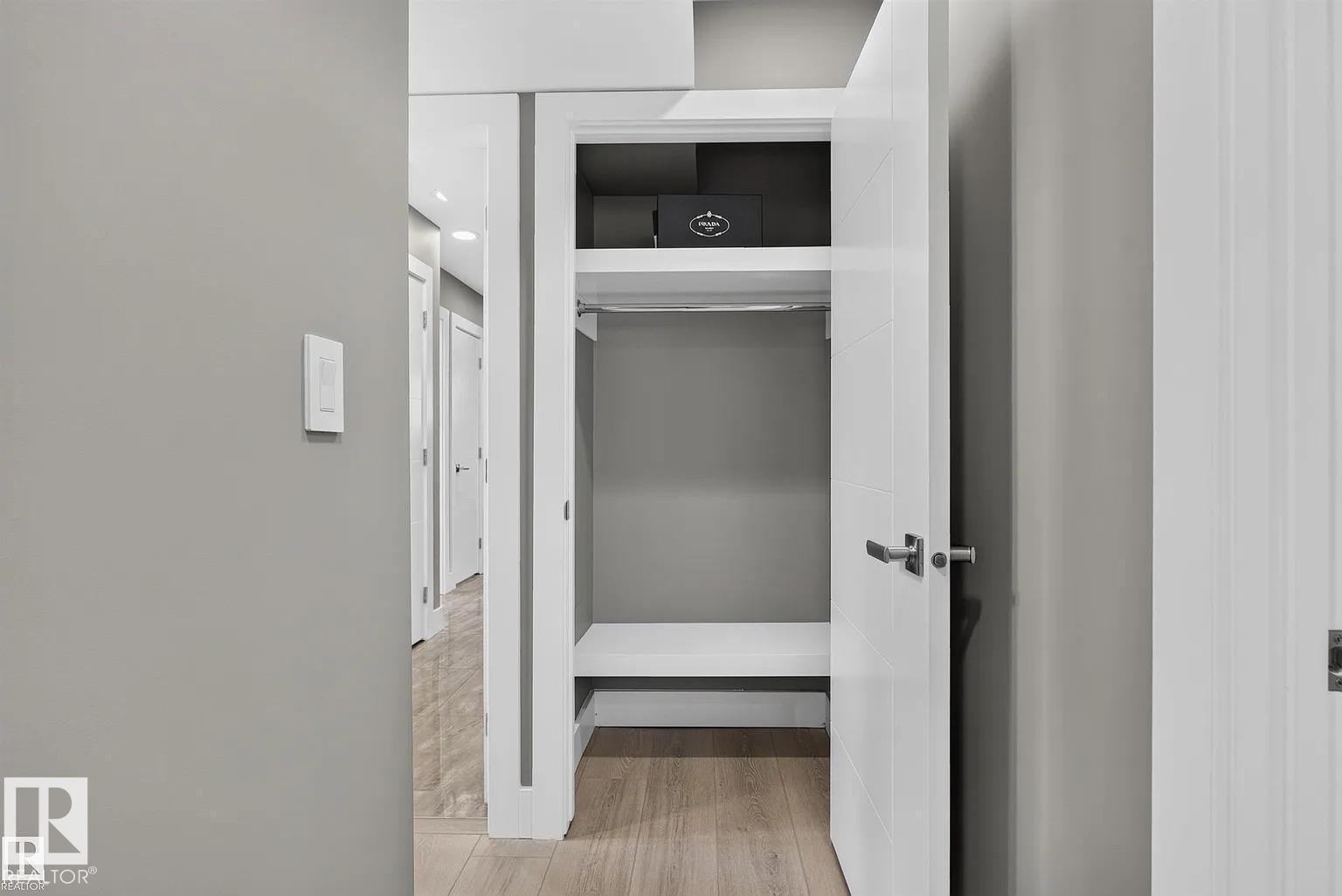 3911 67 ST NW - 60