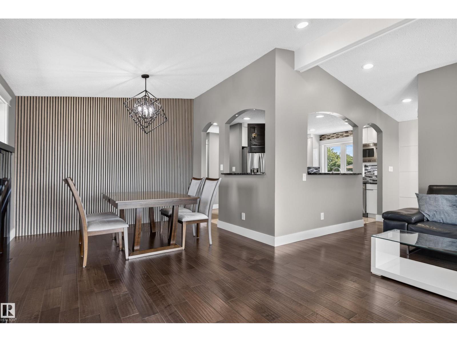 3911 67 ST NW - 22