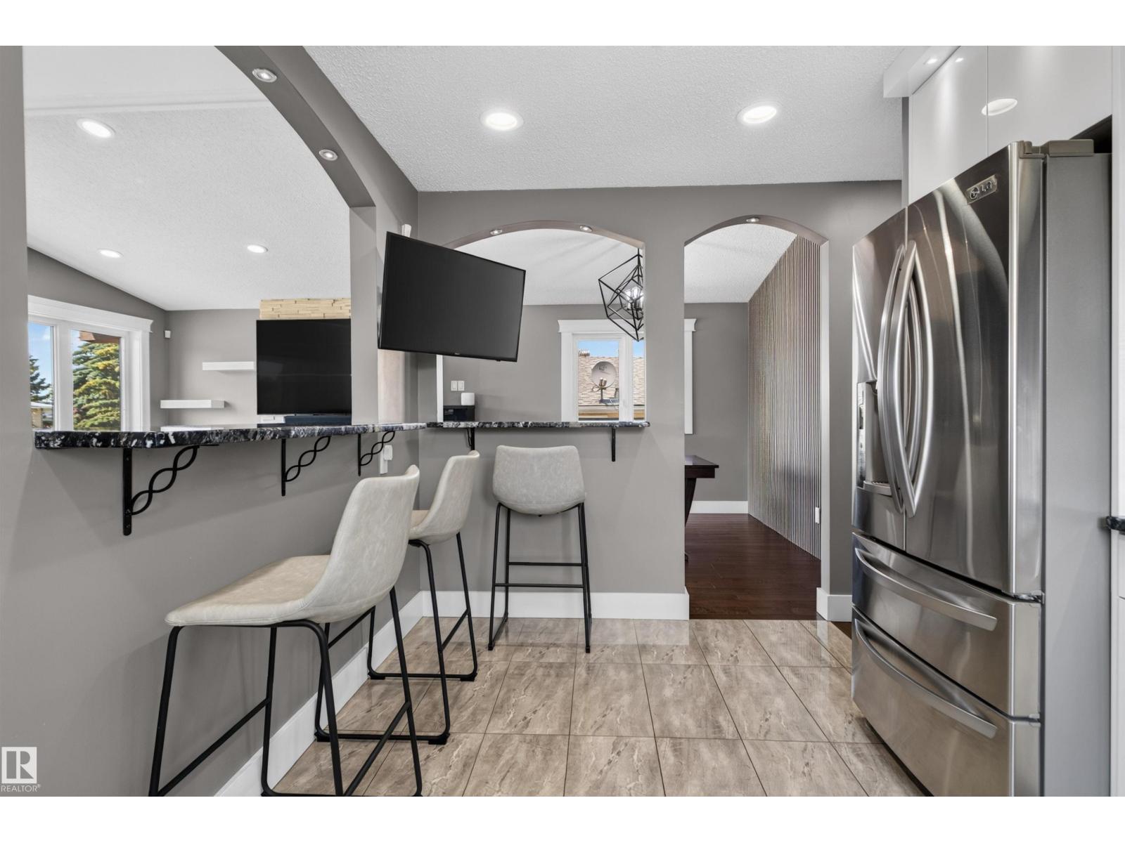 3911 67 ST NW - 24